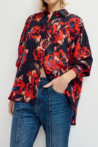 Chemise en soie noire à imprimé fleuri